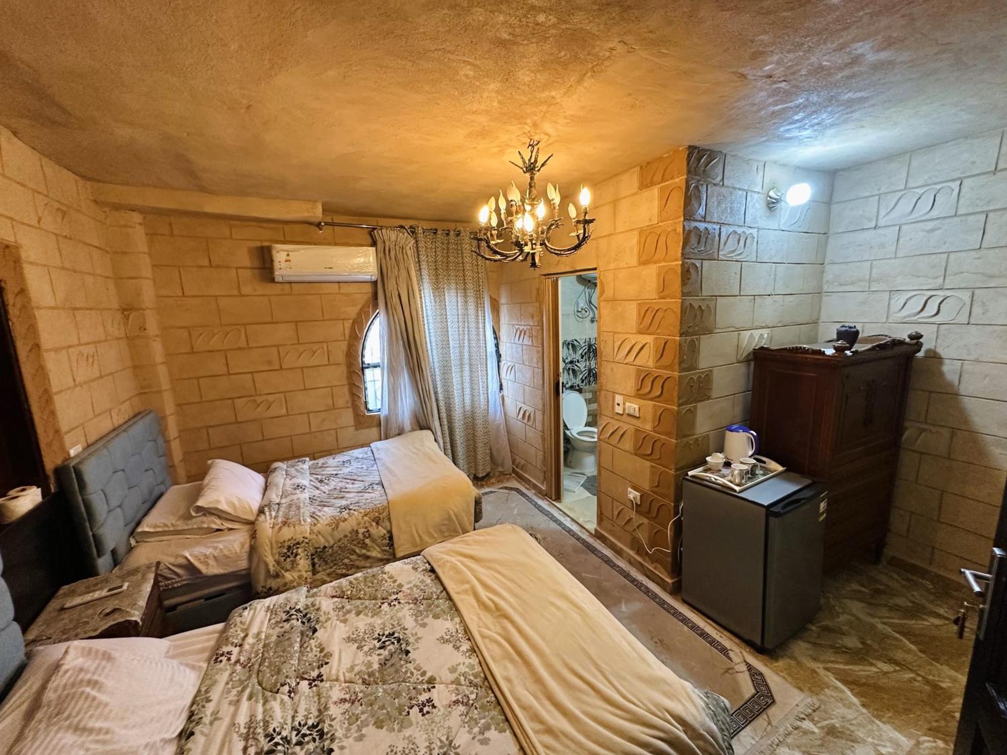 Chez L'Ami Hotel Kafret el-Gabal المظهر الخارجي الصورة